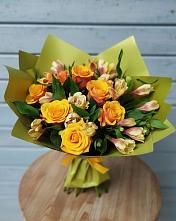 Букет цветов из:  Альстромерии и Розы в Войсковицы