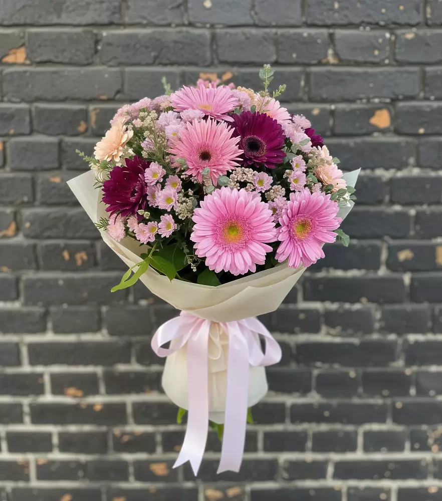 Букет цветов из: Герберы и Хризантемы в Войсковицы