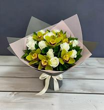 Букет цветов из:  Орхидеи и Розы в Войсковицы