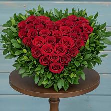 Цветочная композиция из Розы в виде сердца в Войсковицы