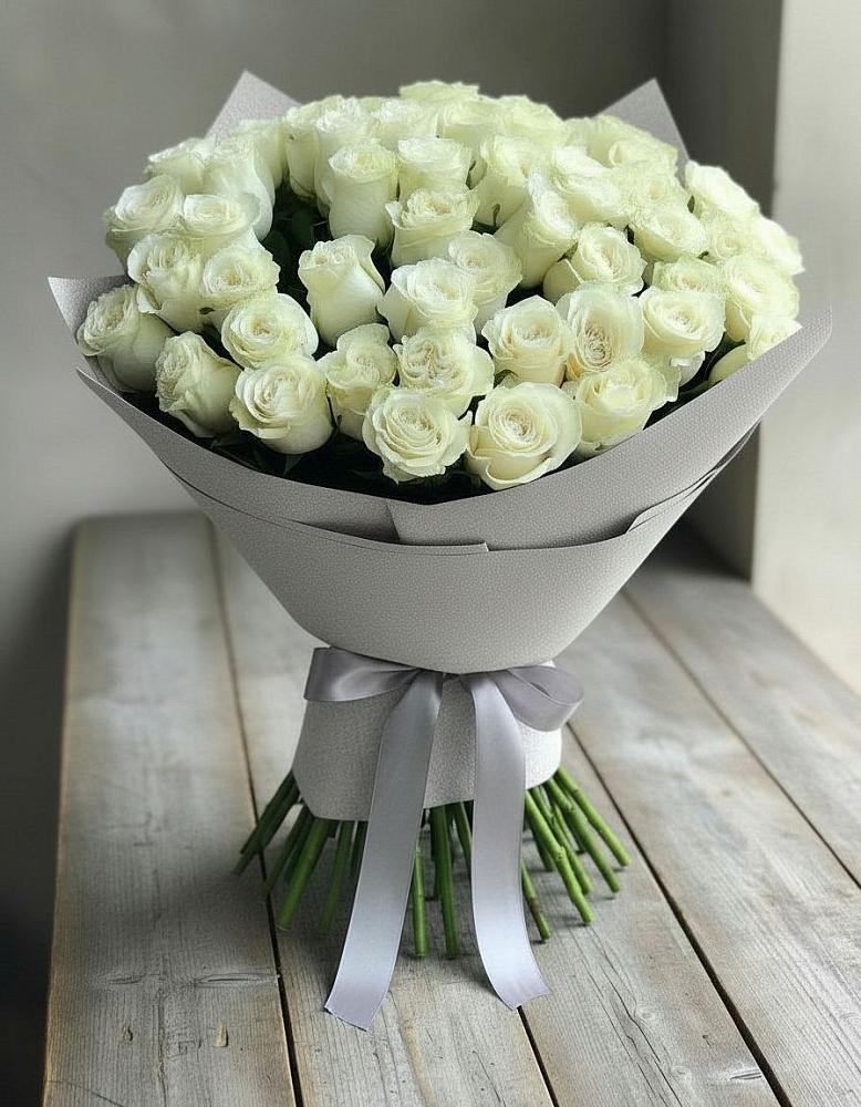 Букет 35 Белых роз в Войсковицы