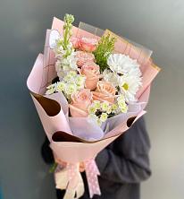 Букет цветов из:  Хризантемы и Розы в Войсковицы