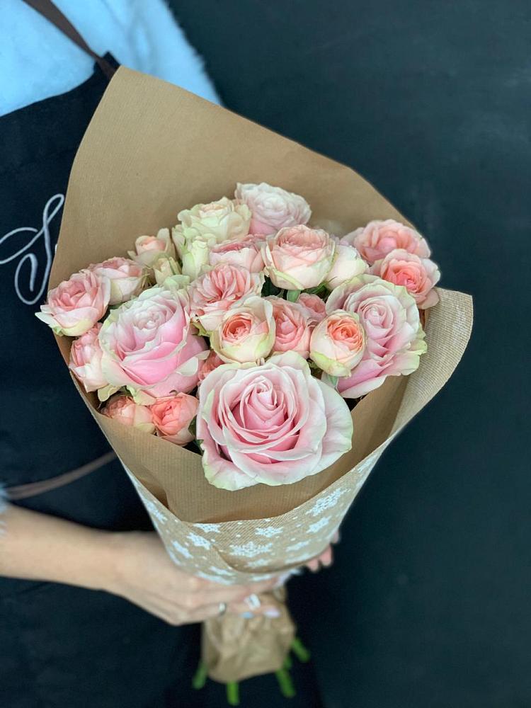 Букет цветов из: Хризантемы и Розы в Войсковицы