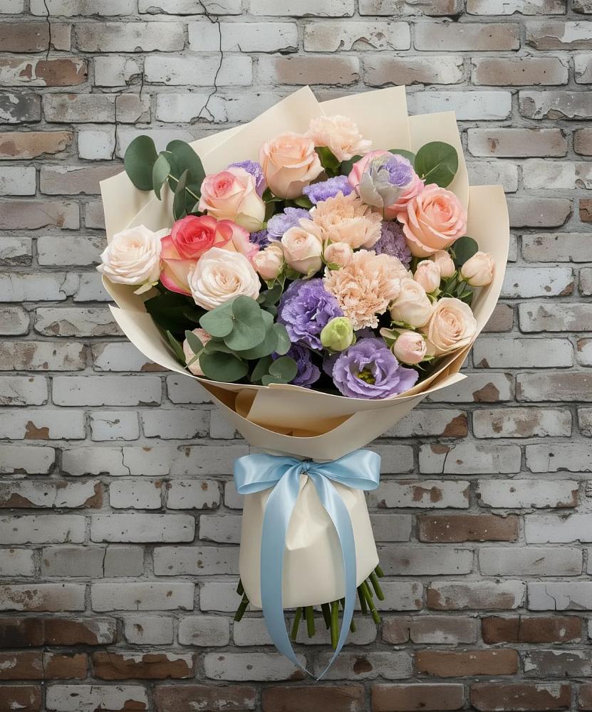 Букет цветов из: Розы, Лизиантусы и Гвоздики в Войсковицы