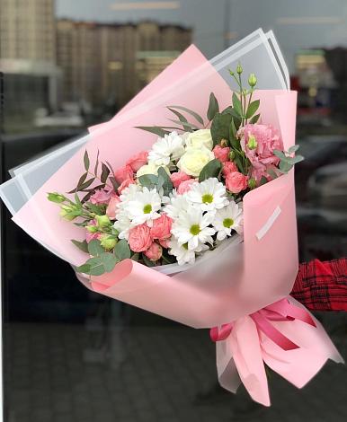 Букет цветов из: Розы, Лизиантусы и Хризантемы в Войсковицы