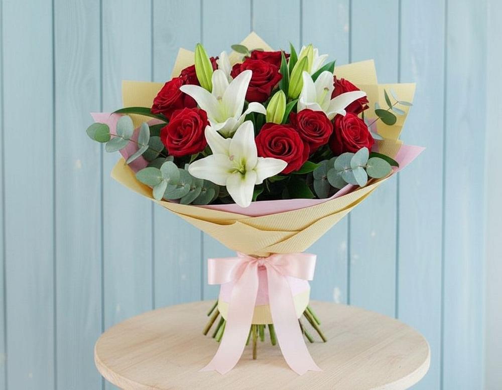Букет цветов из: Лилии и Розы в Войсковицы